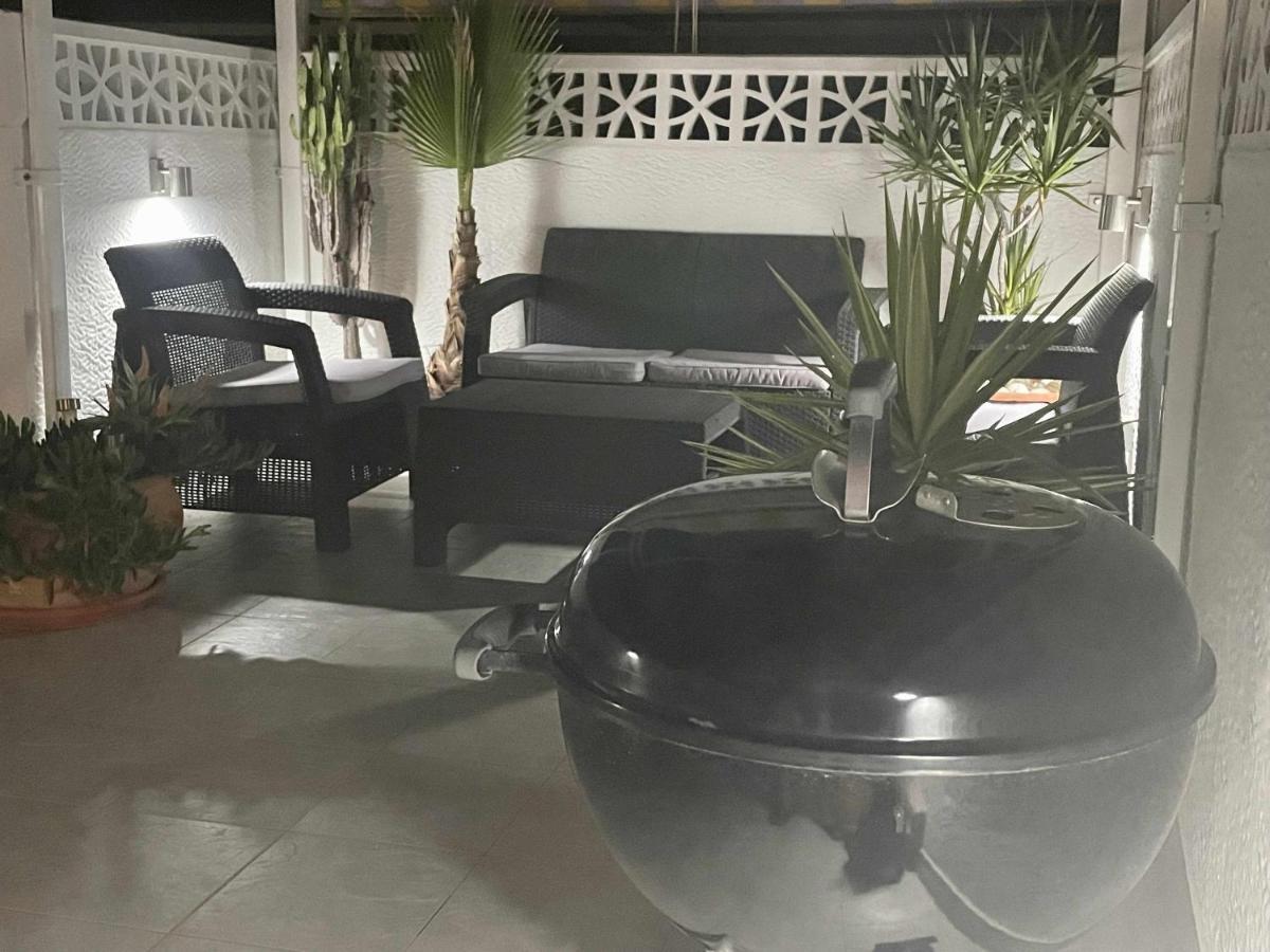 El Mundo Soleado Apartment Санта Пола Екстериор снимка